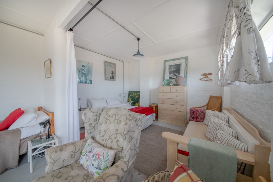 4 Bedroom Property for Sale in Pringle Bay Western Cape